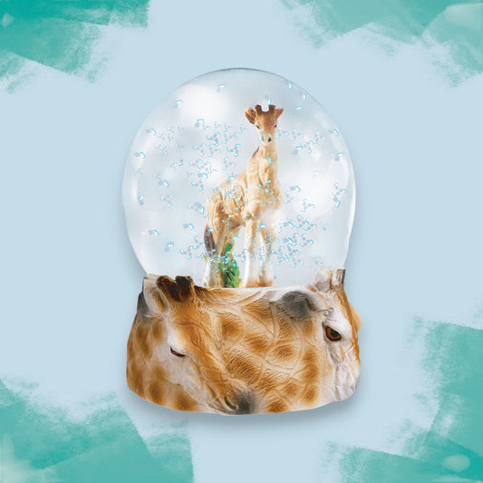 Giraffe Snow Globe